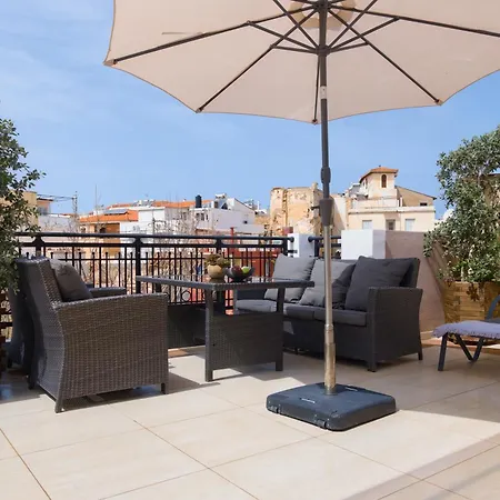 アパート Nival Luxury ハニア