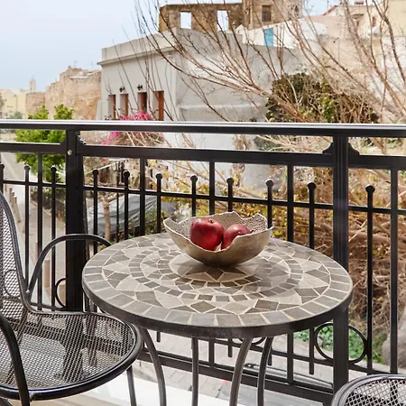 Nival Luxury ハニア